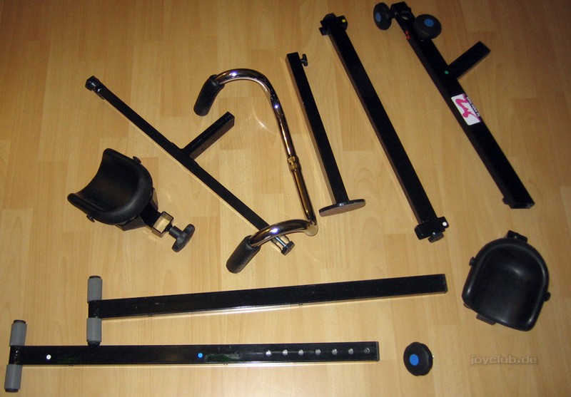 Der Stuhl in Einzelteilen.