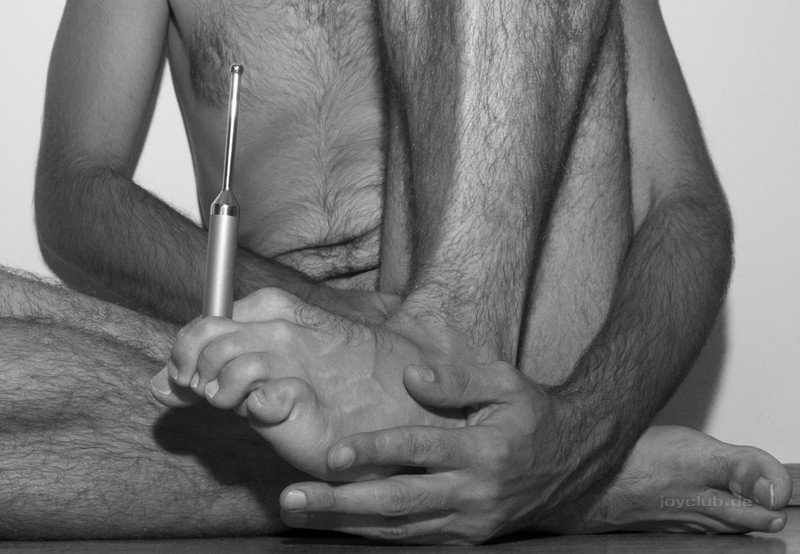 Das Gewicht des Harnröhrenvibrators überzeugt unseren Tester.
