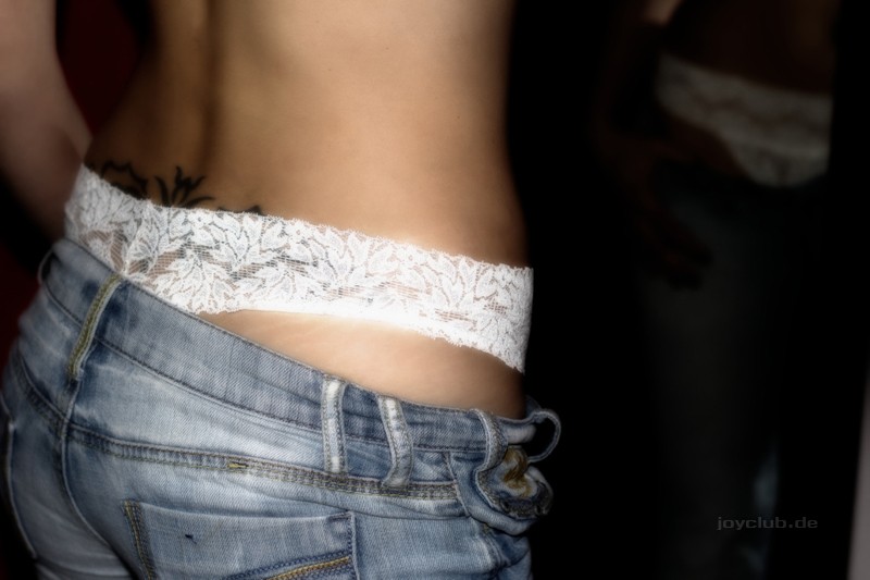 Unsere Testerin schreibt: "Als die Perlen in meinem Spalt verschwinden, muss ich die Luft anhalten. Wow, ist das ein geiles Gefühl. Die Perlen reiben an meiner empfindlichsten Stelle und zwar sehr sanft. Das macht mich unglaublich an."