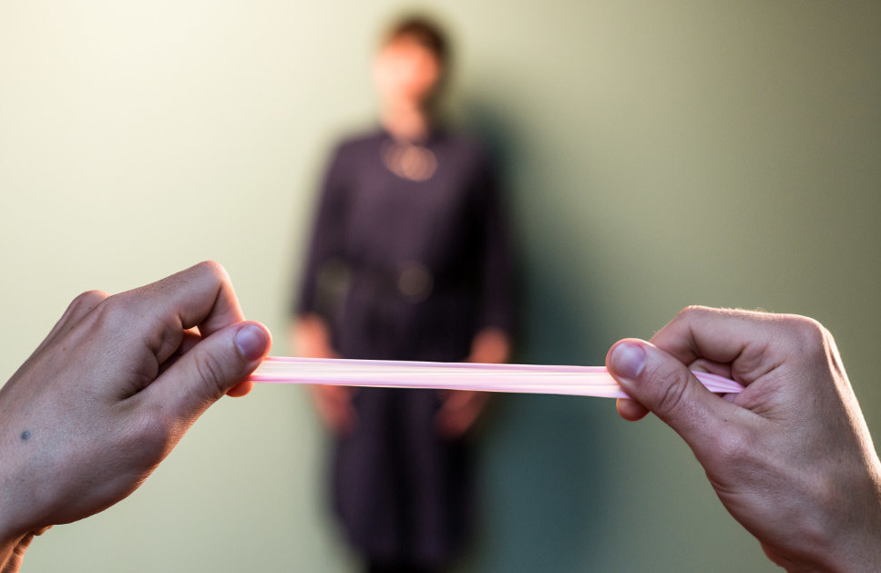  ... dann band ich mir mein neues Latex-Stirnband um und zog in den Krieg ...