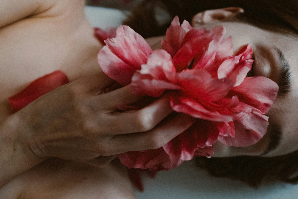 Dein Duft ist mein Schlüssel zur Erinnerung.